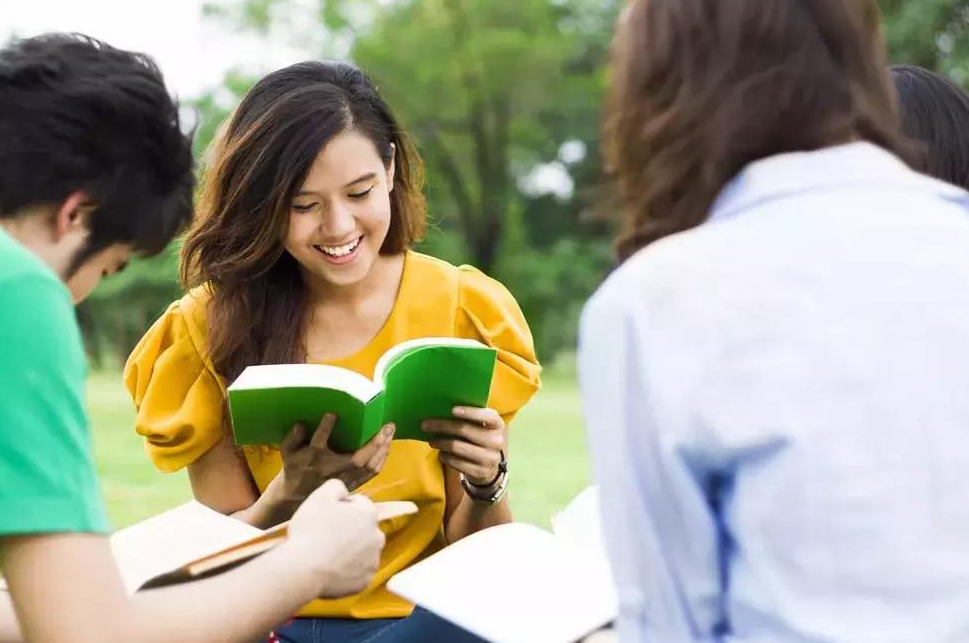 大學畢業(yè)出國留學究竟需不需要考SAT？