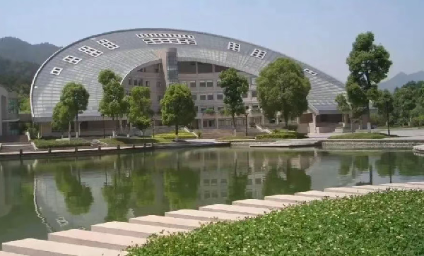 杭外學(xué)子雅思逆襲：樂亦思助力，高分不是夢!